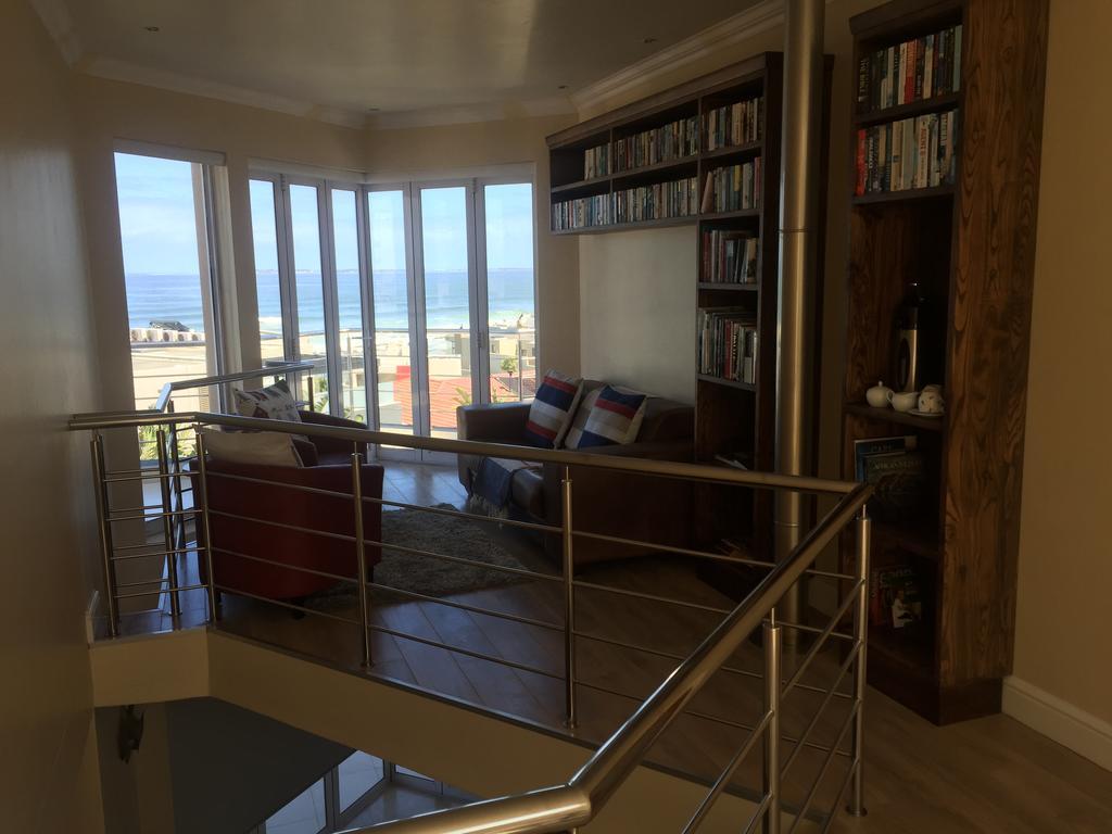 Gull On The Bay Boutique Guest House Bloubergstrand Εξωτερικό φωτογραφία