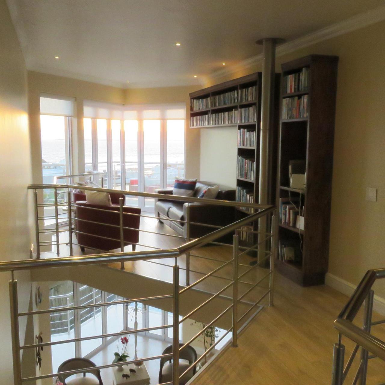 Gull On The Bay Boutique Guest House Bloubergstrand Εξωτερικό φωτογραφία